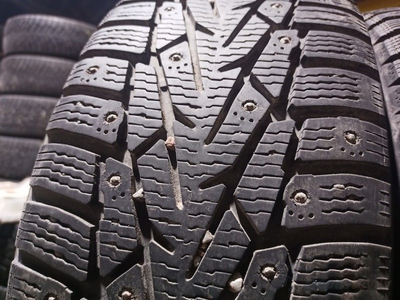 Nokian Hakkapeliitta 7 94T