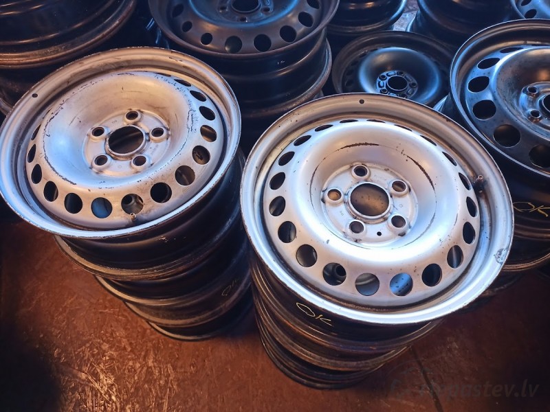 Volkswagen tērauda diski 