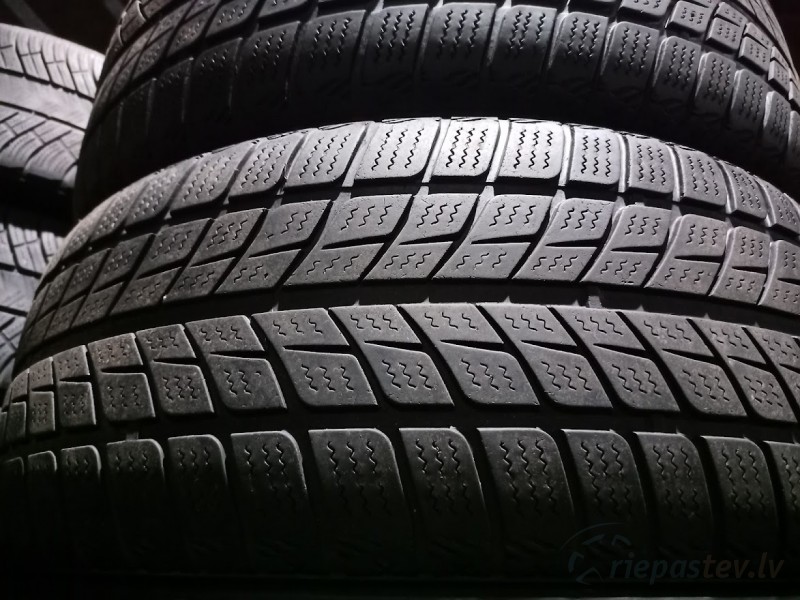 Hemisphere Arctic HW505 105V