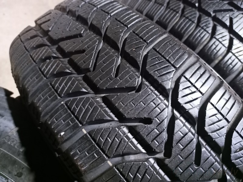 Mini lietie diski ar 175/65R15 Pirelli Snowcontrol 7+mm 