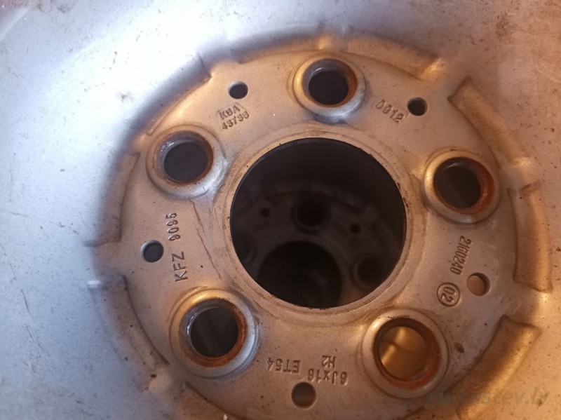 Mercedes tērauda diski 