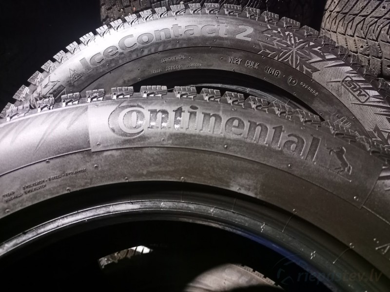 Continental Ice Contact 2 SuV 106T