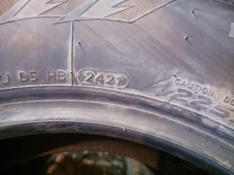 Hankook Winter I'Pike LV 112R