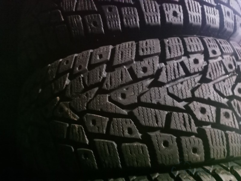 Falken Espia Ice 95T