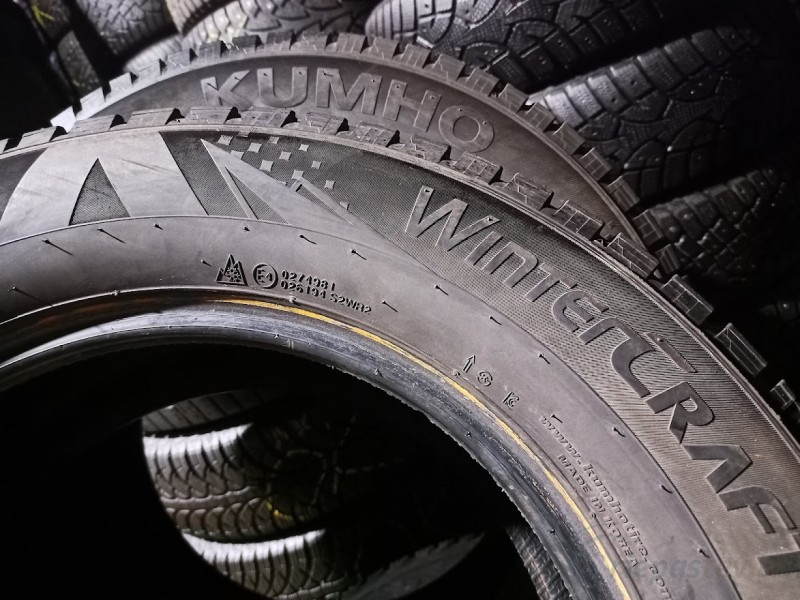 Kumho Winter Craft Ice WI31 98T