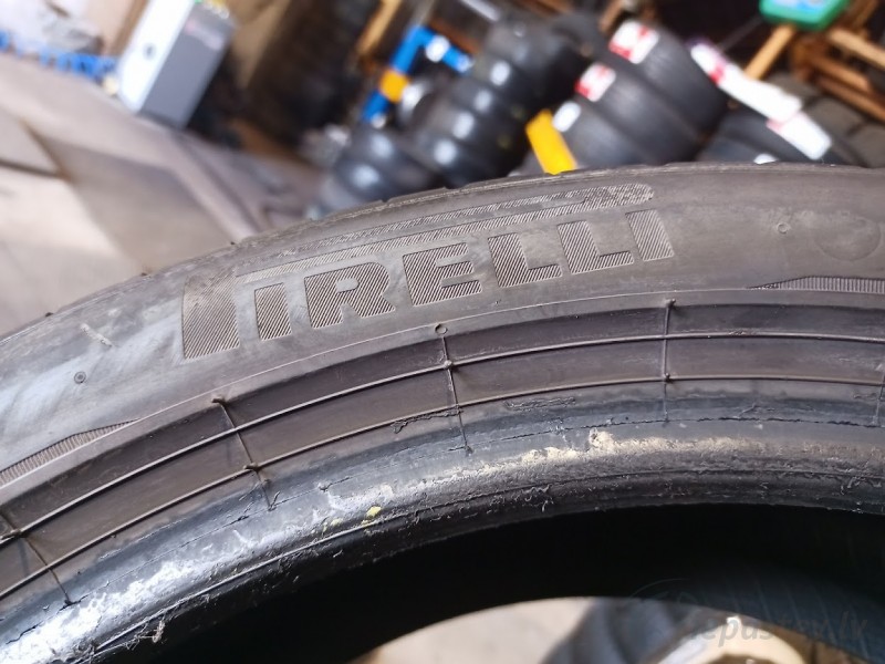 Pirelli P Zero PZ4 98Y