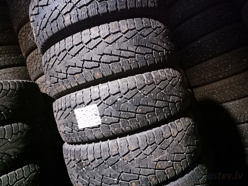 Nokian Hakkapeliitta C3 109R