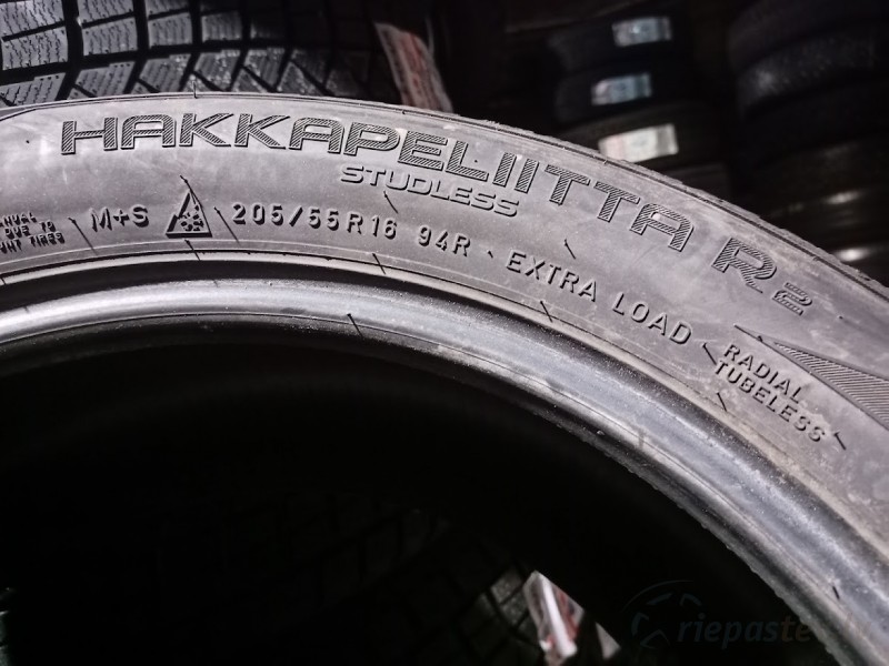 Nokian Hakkapeliitta R2 94R