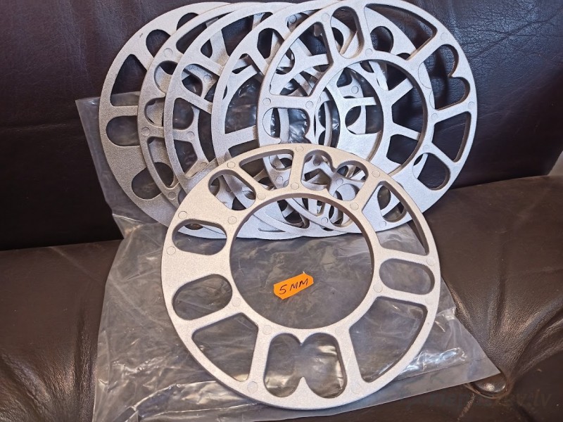 Distanceri flanči(starplikas) universālie 5mm 