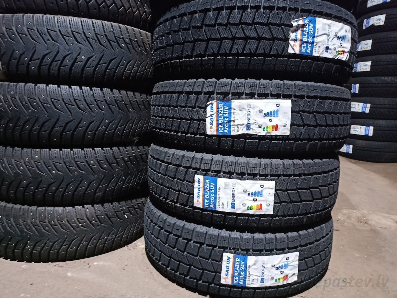 Sailun Ice Blazer Arctic Suv 98H