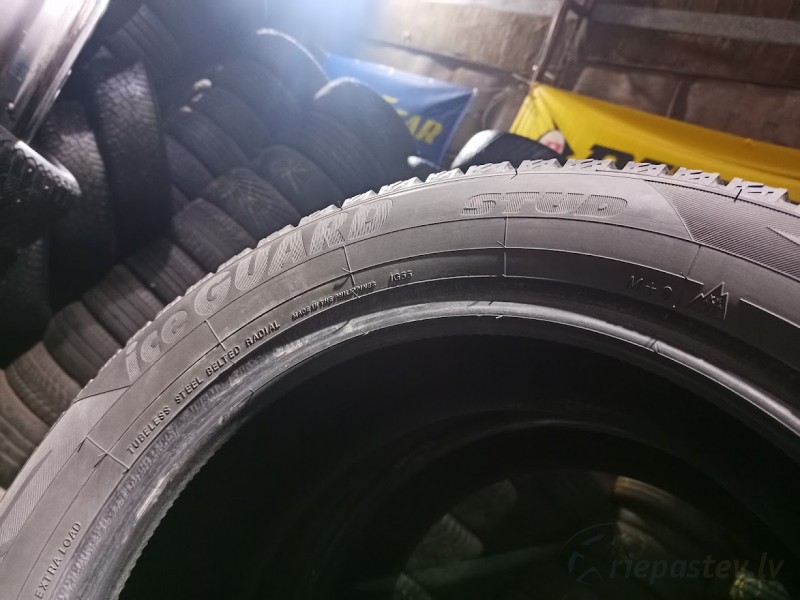 Yokohama Ice Guard Stud 96T