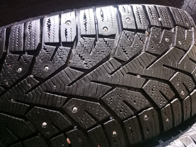 Gislaved Nord Frost 100 Suv 102T