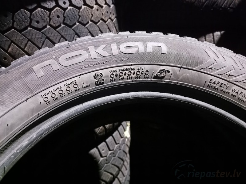 Nokian Hakkapeliitta 8 94T