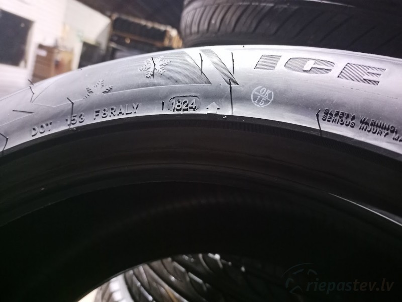 Sailun Ice Blazer Alpine Evo 1 101V