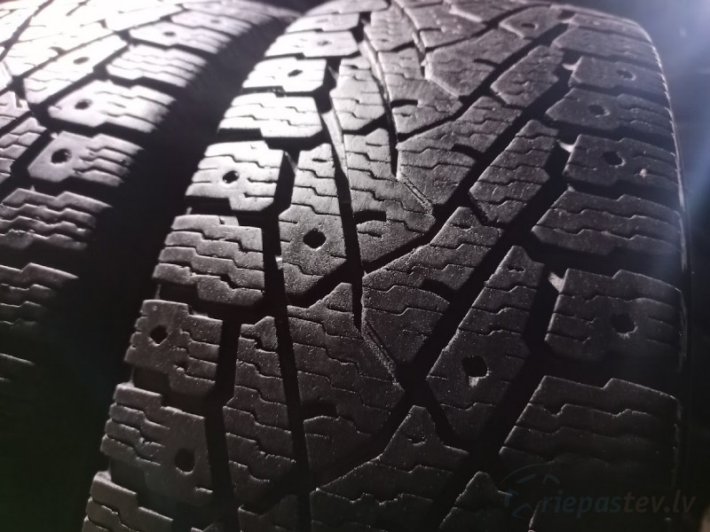 Nokian Hakkapeliitta C3 109R