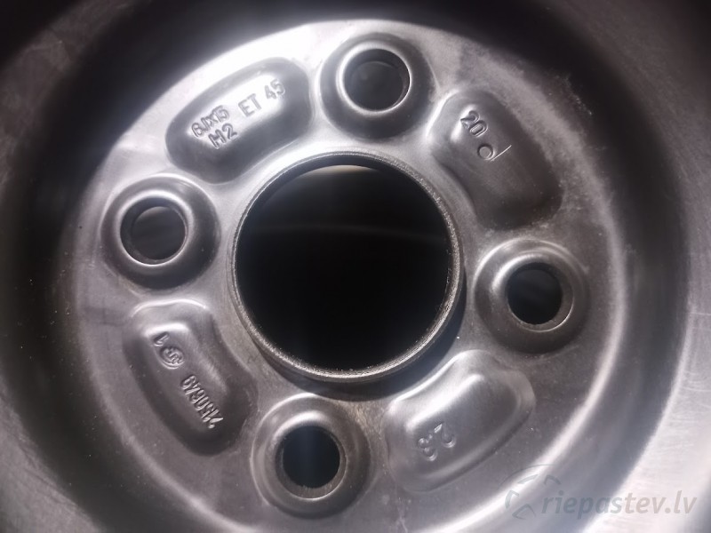 Toyota tērauda diski 