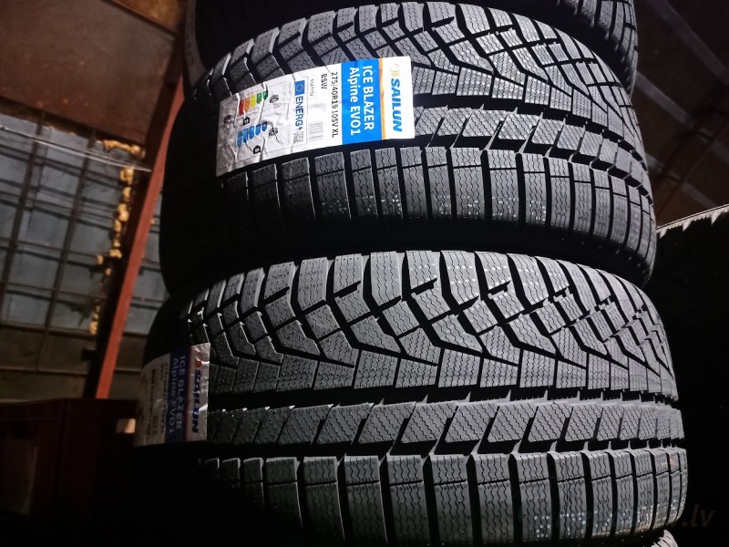 Sailun Ice Blazer Alpine Evo 1 105V