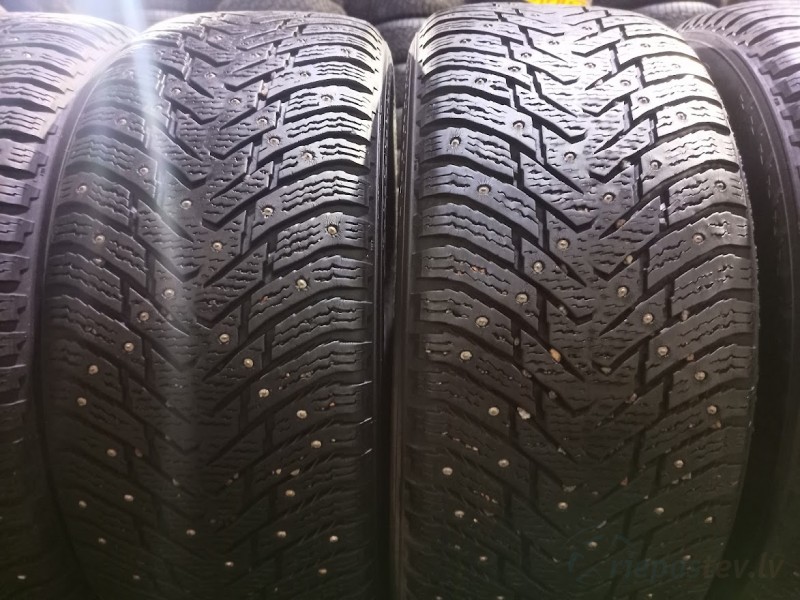 Nokian Hakkapeliitta 8 103T