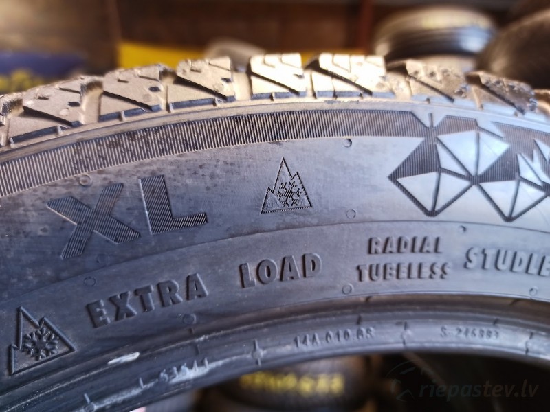 Continental Viking Contact 7 102T