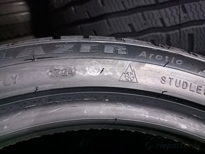 Sailun Ice Blazer Arctic 91H