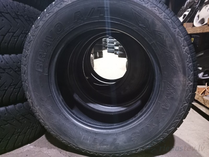 Maxxis Bravo A/T 110H