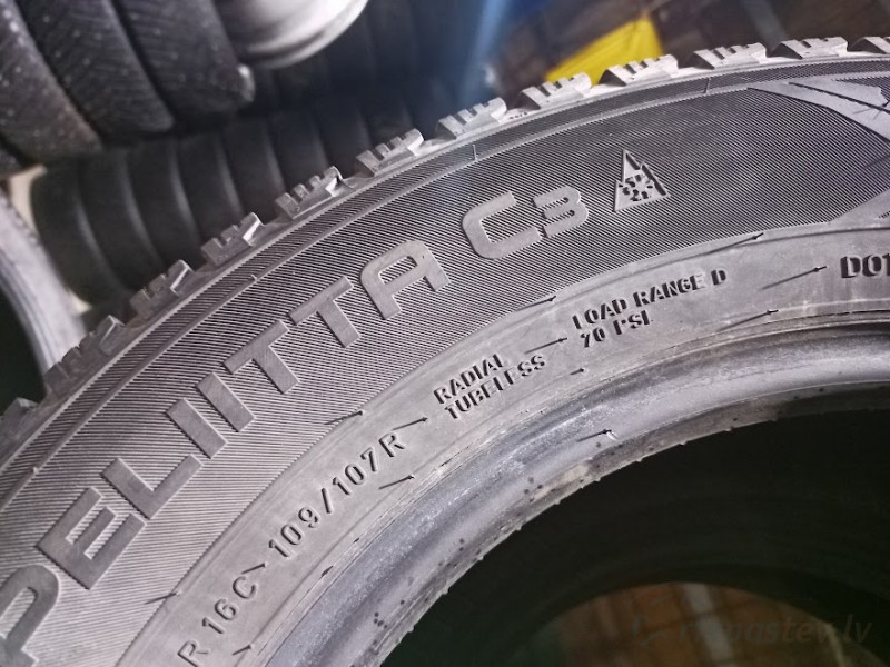 Nokian Hakkapeliitta C3 109R