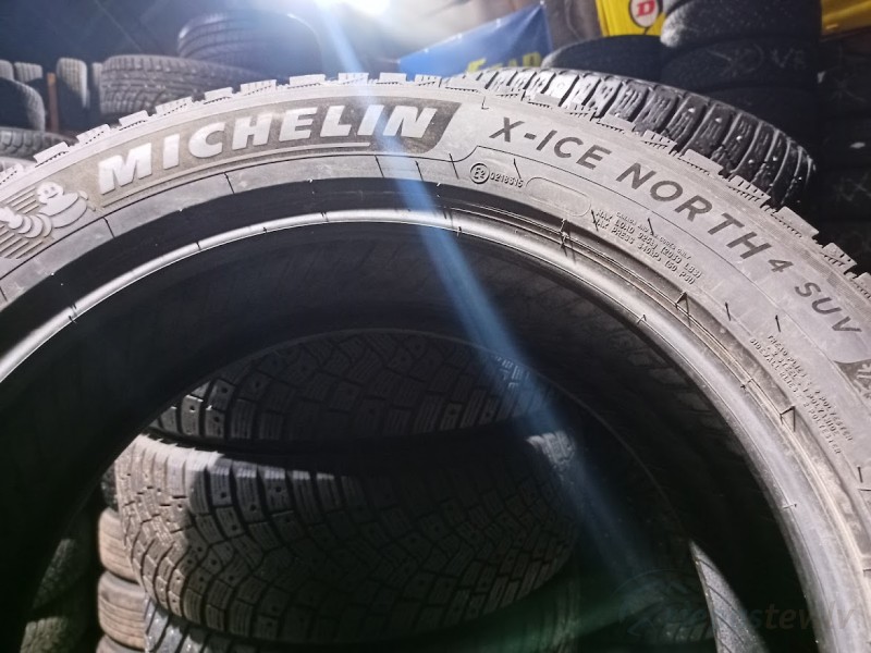 Michelin X-Ice North 4 99T