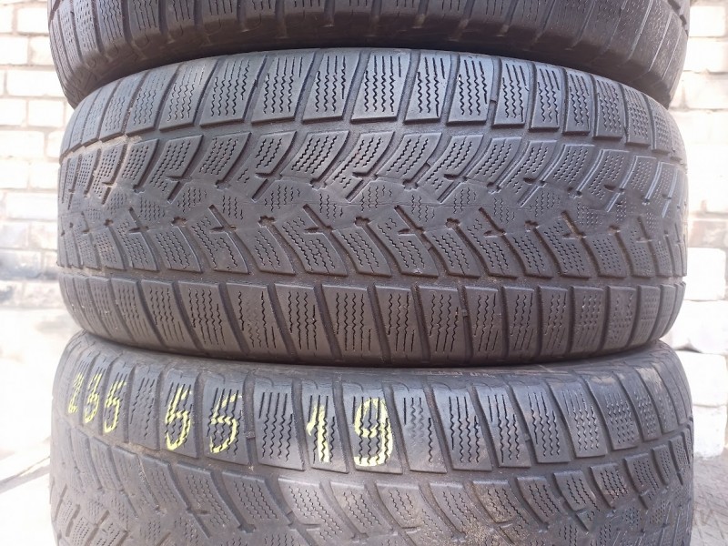 Good Year Ultra Grip Ice Suv 105T