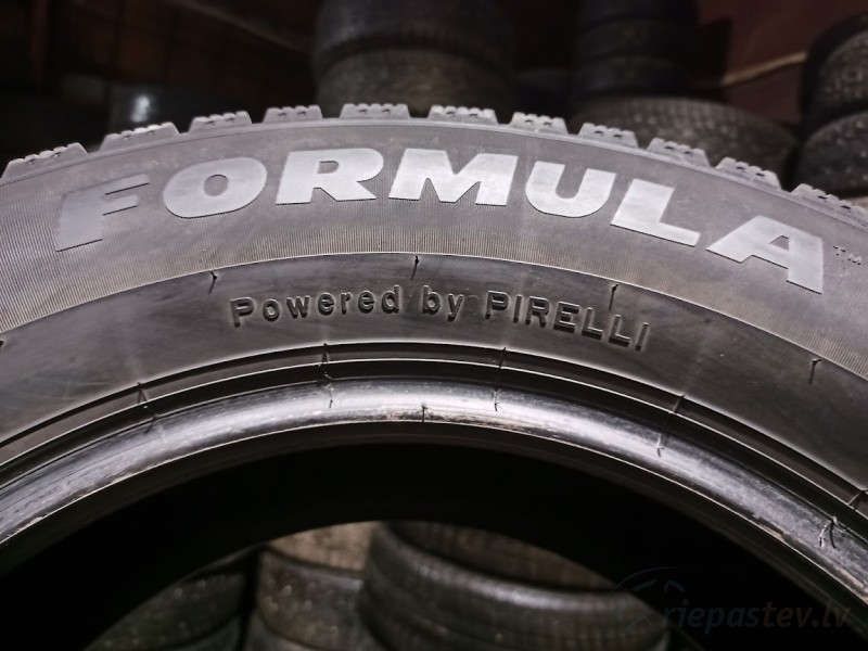 Pirelli(Formula) Formula Ice 98T