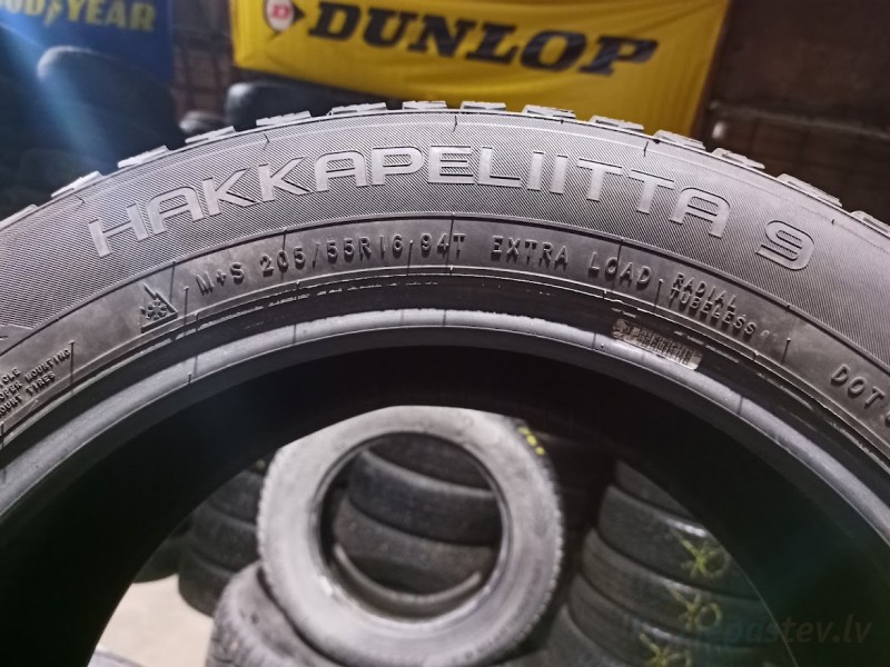 Nokian Hakkapeliitta 9 94T