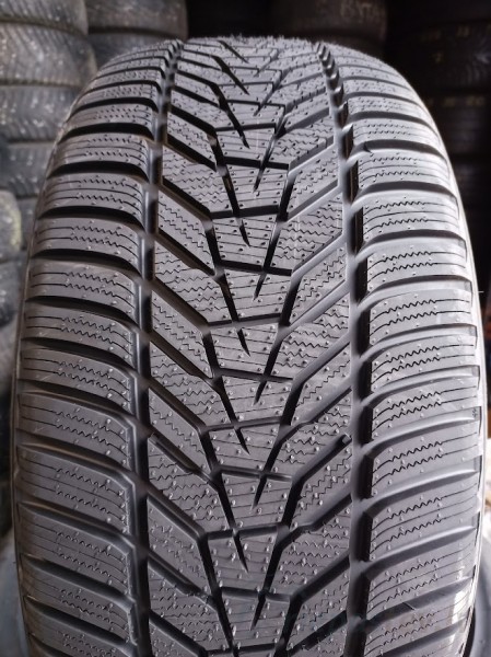 Hankook Winter I'Cept Evo3 W330 
