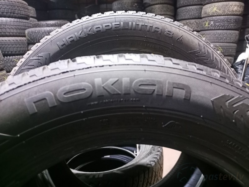 Nokian Hakkapeliitta 8 103T
