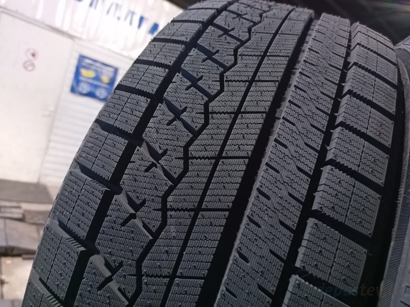 Sailun Ice Blazer Arctic 101H