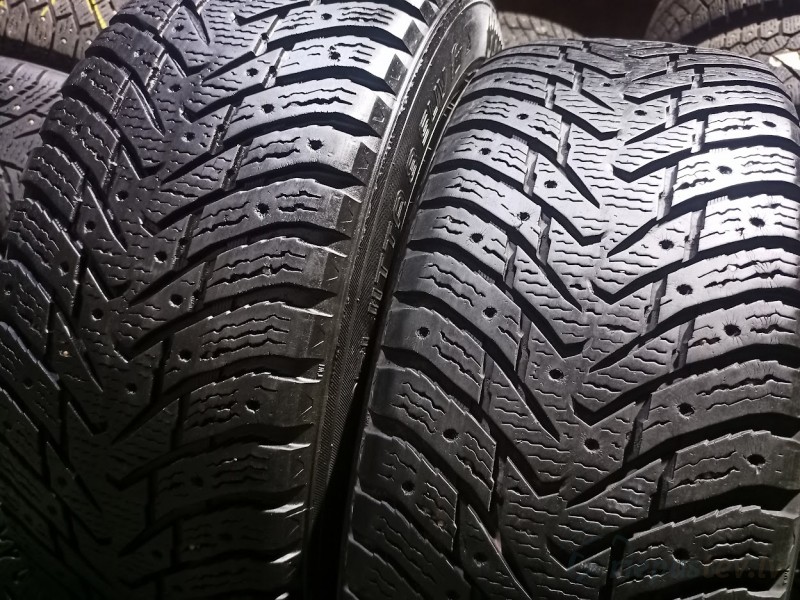 Nokian Hakkapeliitta 8 SuV FRT 99T