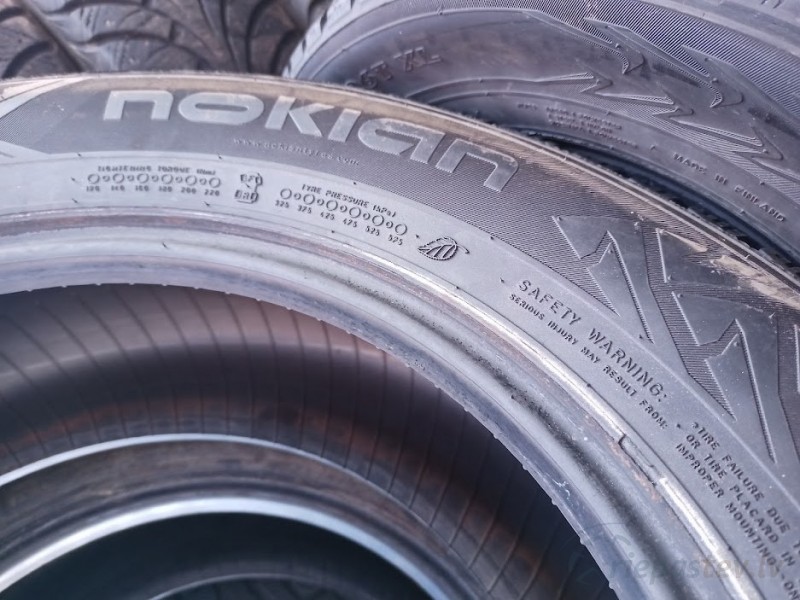 Nokian Hakkapeliitta C3 121R