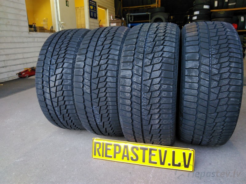 Maxxis Arctic Trekker SP-02 