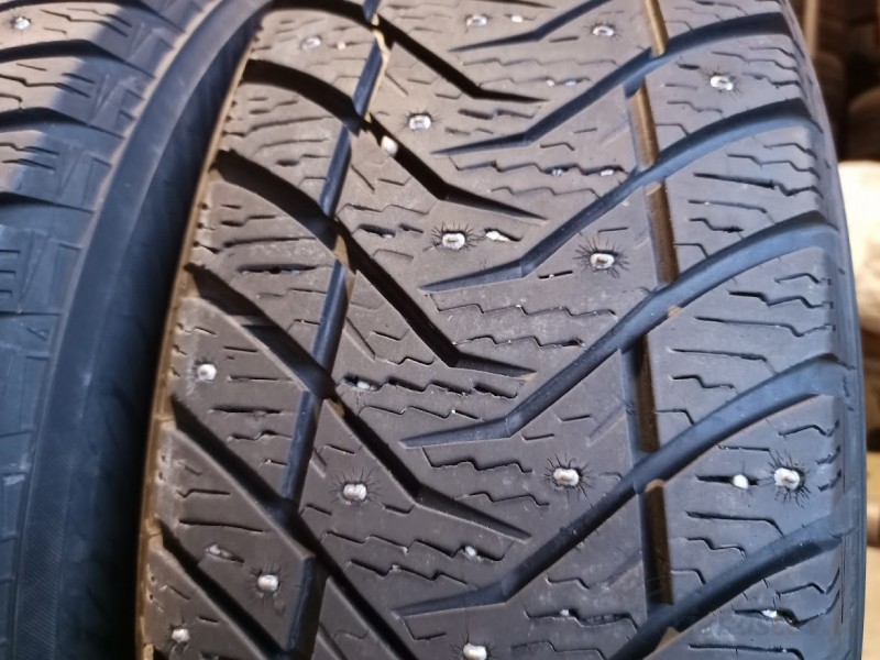 Yokohama Ice Guard IG65 106T