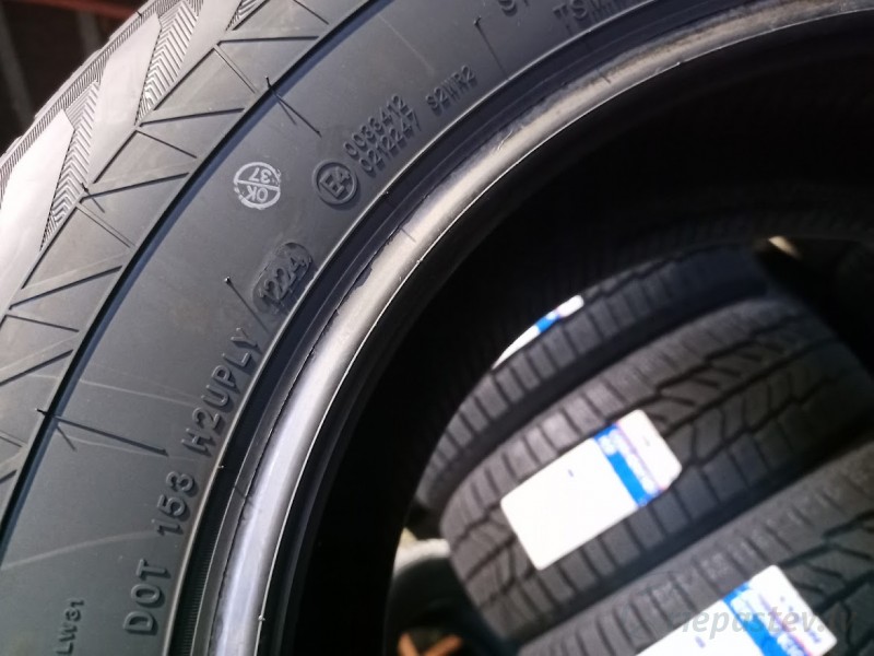 Sailun Commercio Ice 121R