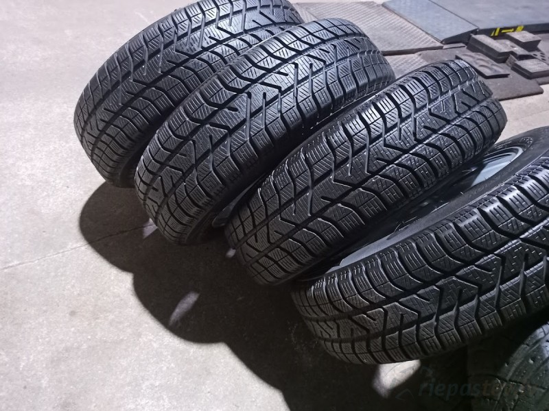 Mini lietie diski ar 175/65R15 Pirelli Snowcontrol 7+mm 