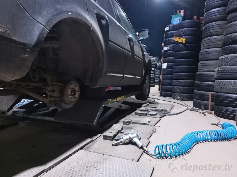 Chrysler, Dodge, Plymouth u.c. tērauda diski 