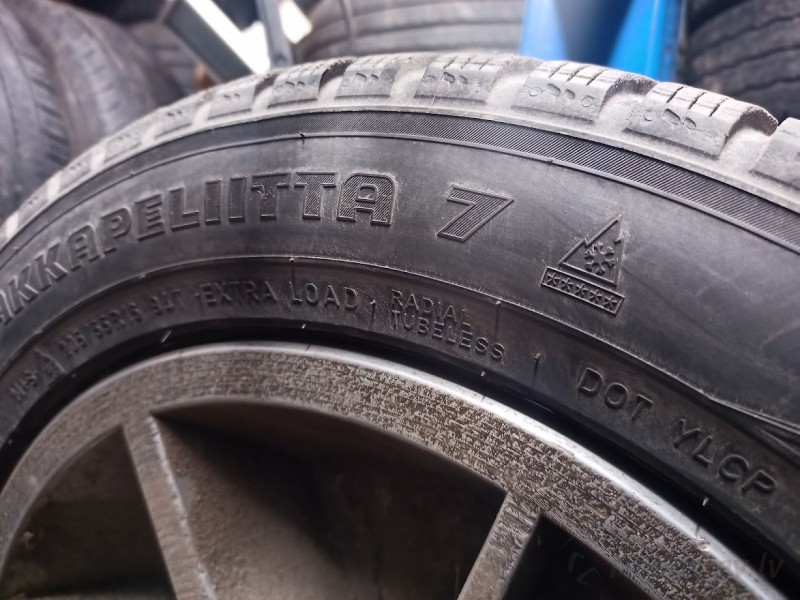 Nokian Hakkapeliitta 7 94T