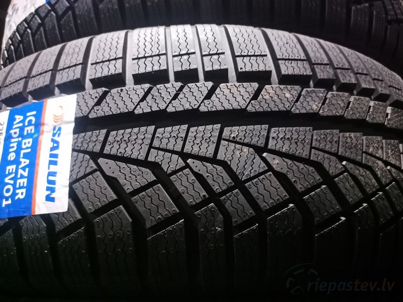 Sailun Ice Blazer Alpine Evo 1 