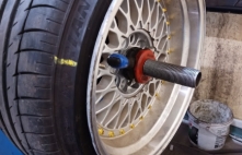 Liekam riepas Uz platiem diskiem 