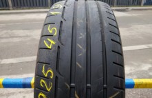 Dunlop Sport Maxx RT 96W