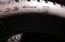 BFGoodrich G-Force Stud 95Q