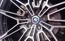 BMW M uzlīmes 19mm x 11mm(1.9cm x 1.1cm) 
