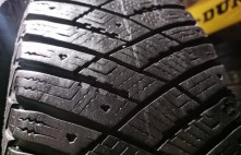 Good Year Ultra Grip Ice Arctic 98T