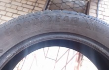 Good Year Ultra Grip Ice Suv 105T